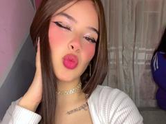 MadisonNoir - female with brown hair and  big tits webcam at LiveJasmin