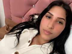 MadisonReyes - female with brown hair webcam at xLoveCam