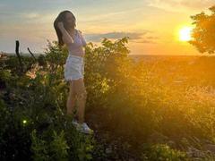 MadisonWhite from xLoveCam