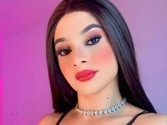 MadixonHot - shemale with brown hair webcam at xLoveCam