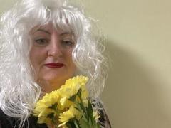 MadyAllav - blond female webcam at xLoveCam