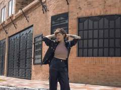 MaferCougar - blond female webcam at xLoveCam