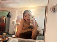 Magesticcock-hot - female with black hair webcam at xLoveCam