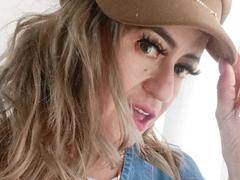 Maghentaa - blond female webcam at xLoveCam