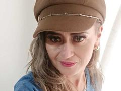 Maghentaa - blond female webcam at xLoveCam
