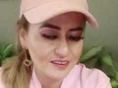 Maghentaa - blond female webcam at xLoveCam