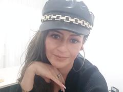 Maghentaa - blond female webcam at xLoveCam