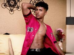 MagnusKing - male webcam at xLoveCam