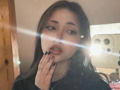 MaidaCain - female with brown hair webcam at xLoveCam