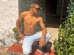 MaikolTwinkX - male webcam at xLoveCam