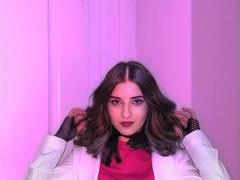 MaisieVandenberghe - female with black hair and  big tits webcam at xLoveCam