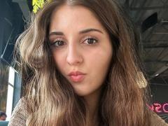 MaisieVandenberghe - female with black hair and  big tits webcam at xLoveCam