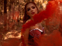 MaisyWarner - female with black hair and  small tits webcam at ImLive