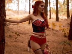 MaisyWarner - female with black hair and  small tits webcam at ImLive