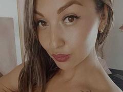 MaiyaJonesy - female webcam at xLoveCam
