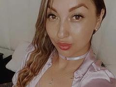 MaiyaJonesy - female webcam at xLoveCam