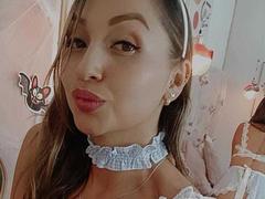 MaiyaJonesy - female webcam at xLoveCam
