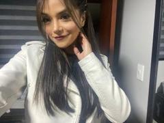 MajoJones - female with  small tits webcam at xLoveCam