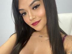 MajoJones - female with  small tits webcam at xLoveCam