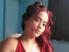 Makkarena from xLoveCam