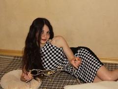 MalaniSweety - female with brown hair and  small tits webcam at ImLive