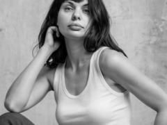 EffectGloria - female with brown hair and  big tits webcam at xLoveCam