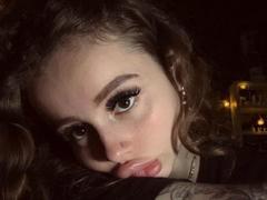 MalisaKarow - female webcam at xLoveCam