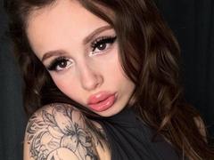 MalisaKarow - female webcam at xLoveCam