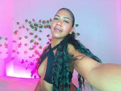 MalloryKim - female with black hair webcam at LiveJasmin