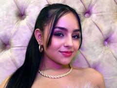 MALLORYKISSENBuddy - female with black hair webcam at ImLive