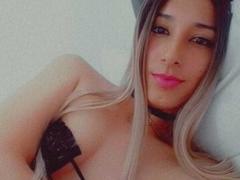 MalorySweet from xLoveCam