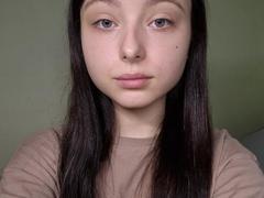 ManaPlachecki - female with black hair and  big tits webcam at xLoveCam