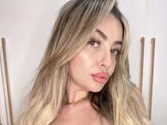 ManuBlonde-hot - female webcam at xLoveCam
