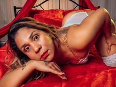 ManyHawkey - female with  big tits webcam at xLoveCam