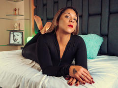 ManyHawkey - female with  big tits webcam at xLoveCam