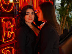 MaraAndSara - female webcam at xLoveCam