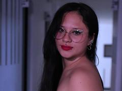 MaraVixen - female with black hair and  big tits webcam at xLoveCam