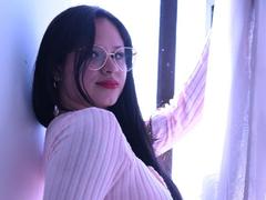 MaraVixen - female with black hair and  big tits webcam at xLoveCam