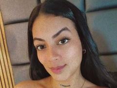 MarcelaCamilo - couple webcam at xLoveCam