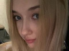 MarcellaMcleskey - female webcam at xLoveCam