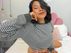 MarcyOlson - female with black hair and  small tits webcam at ImLive