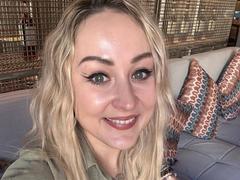 MargoHorney - blond female with  small tits webcam at xLoveCam