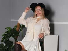 MargoReeves - blond female with  small tits webcam at LiveJasmin