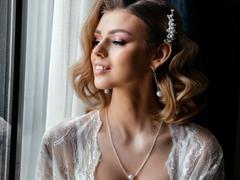 SandaHayslett - female webcam at xLoveCam