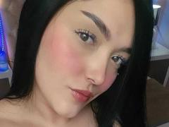 MariaKors - female with black hair and  big tits webcam at LiveJasmin