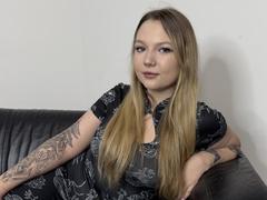 MariaRobinsone - blond female webcam at LiveJasmin