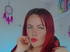 Marianiss - female webcam at xLoveCam
