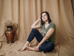 MichelleStorm - female with black hair and  small tits webcam at xLoveCam