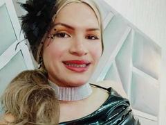 MarilynMarios - blond shemale webcam at xLoveCam