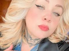 MarilynMore from xLoveCam